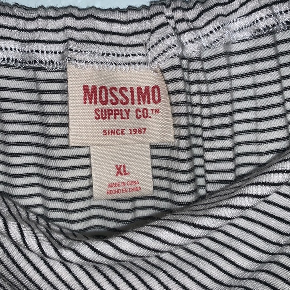 Cute Tank Top - Picture 2 of 2